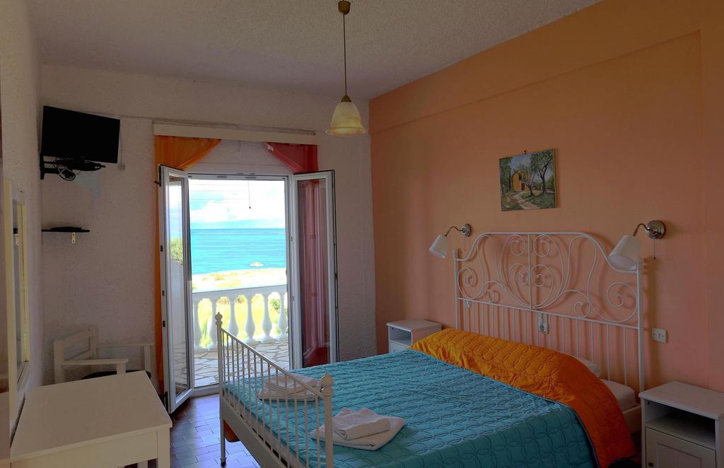 Elli Beach Apartments And Studios Almiros Beach الغرفة الصورة